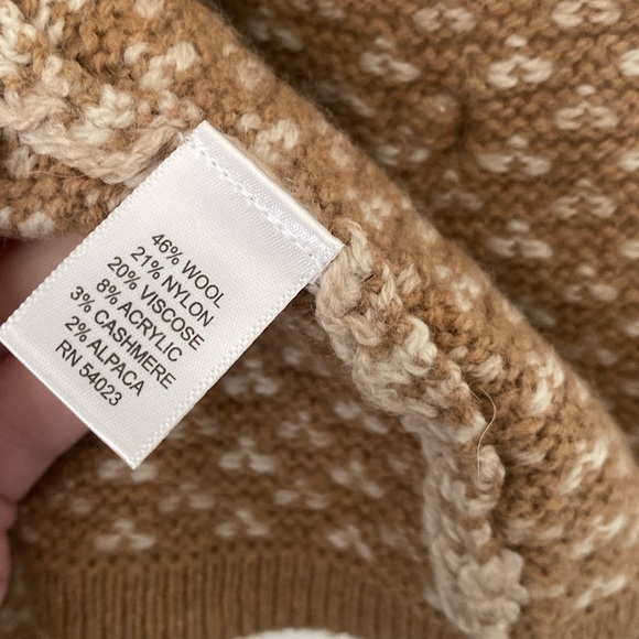 Vintage Banana Republic Sweater - Picture 2 of 5